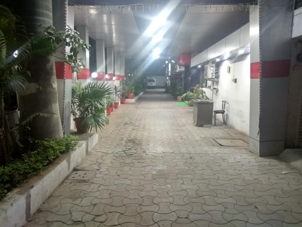 Bori  Hotel Royal Regency المظهر الخارجي الصورة