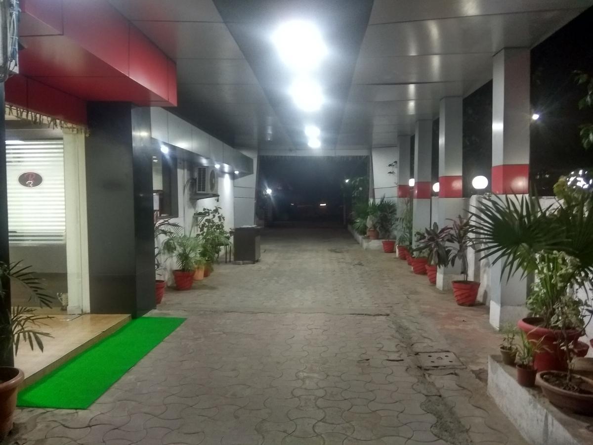 Bori  Hotel Royal Regency المظهر الخارجي الصورة