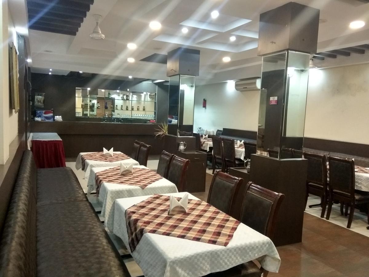 Bori  Hotel Royal Regency المظهر الخارجي الصورة